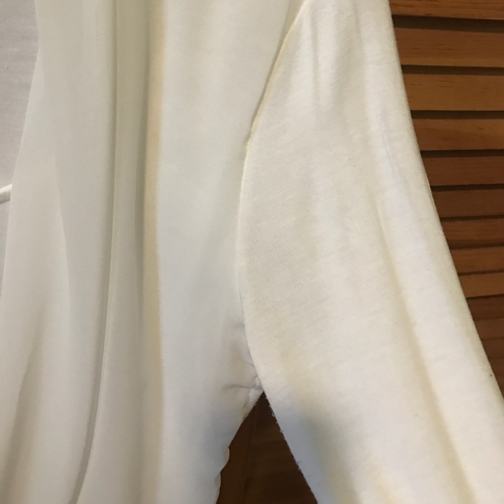 Very unique Dex top. - Picture 3 of 10